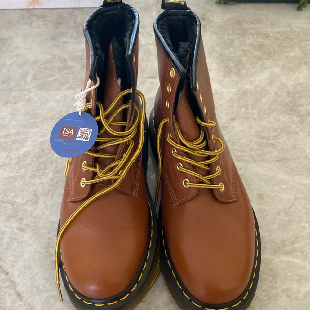 Dr Martens Brown Boots with lined Fur